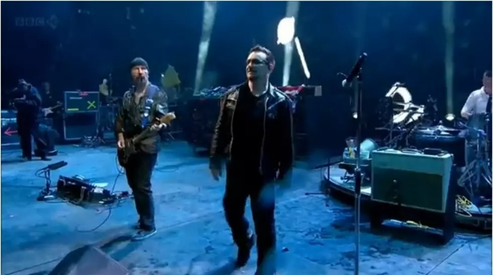 U2 &#8211; &#8220;Where the Streets Have No Name&#8221;  [VIDEOS]