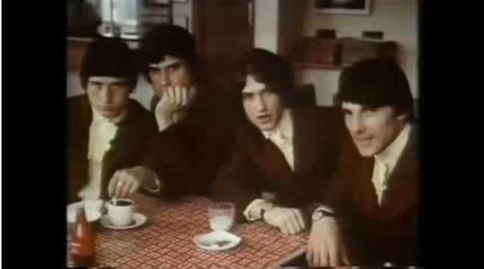 Ten Classic Rock Songs About Radio And TV &#8211; The Kinks, &#8220;Top Of The Pops&#8221; [VIDEO]