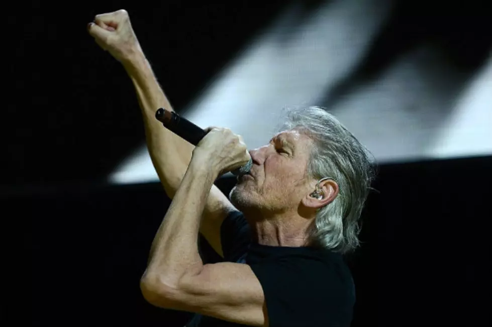 Roger Waters Concert Goes On Without Incident