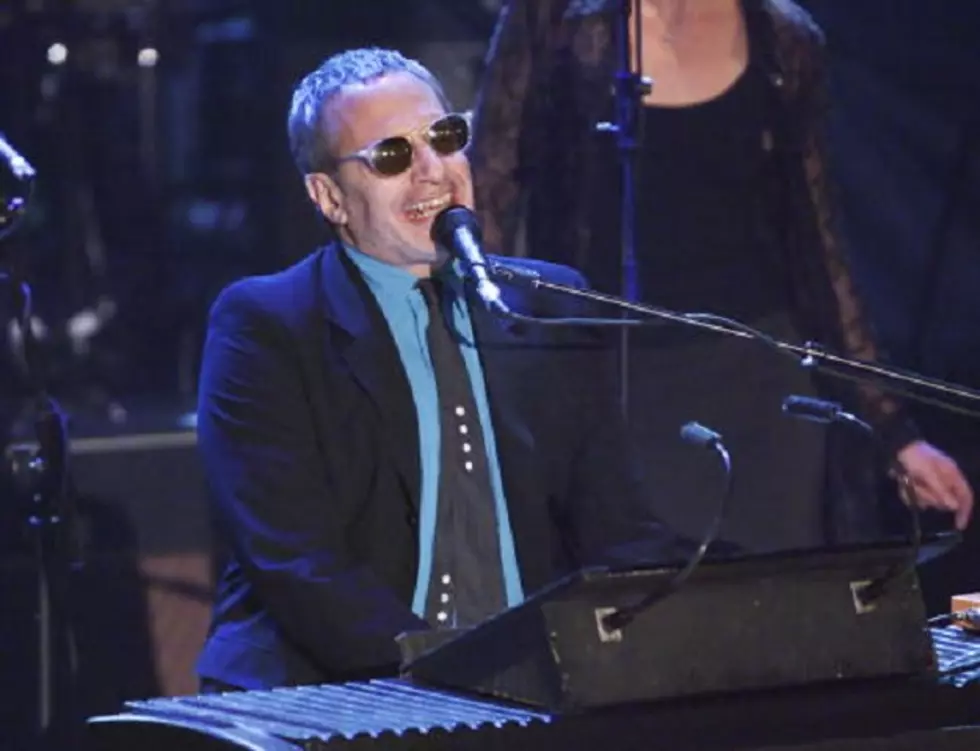 Classic Rock Songs To Warm Up With During This Cold Winter &#8211; Donald Fagen [VIDEOS]