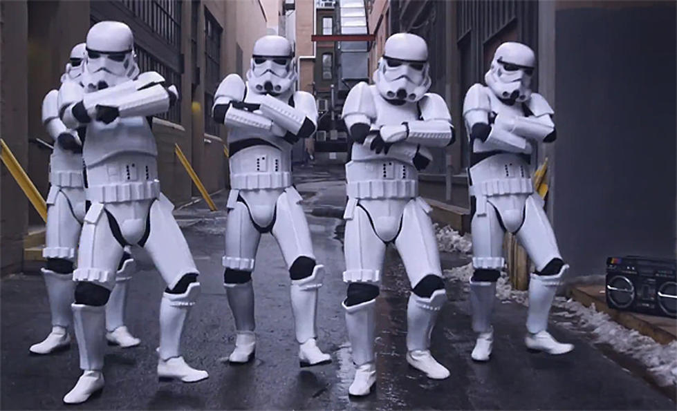 Twerking Star Wars Stormtroopers Are Bustin’ A Move Til Vader Shows Up [VIDEO]