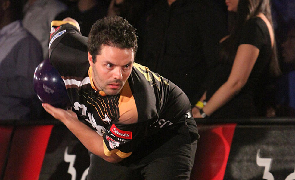 The World’s Number 1 Bowler Jason Belmonte Shows Off Trick Shots That Are Amazeballs [VIDEO]