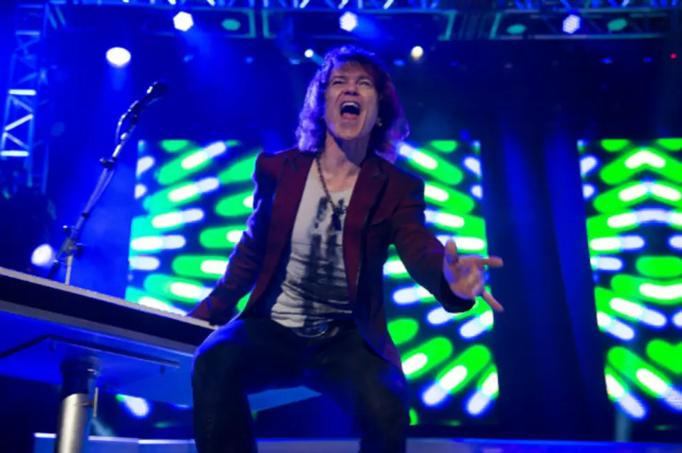 Styx Singer Lawrence Gowan Calls The Loon [AUDIO]