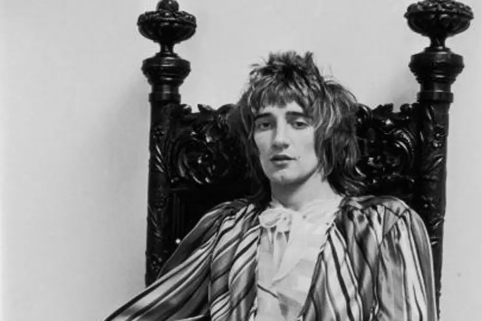 Cover Songs By Rod Stewart – “The First Cut Is The Deepest”  [VIDEO]