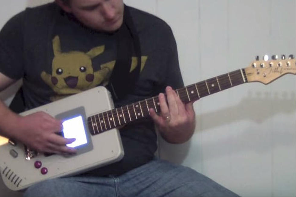 The Guitar Boy. A Real Guitar and Real Gameboy! [VIDEO]