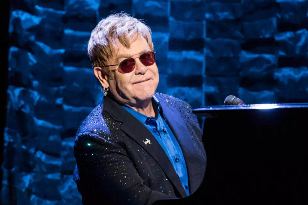 Elton John Dedicates &#8216;Your Song&#8217; To The Minnesota Twins at Florida Concert [VIDEO]