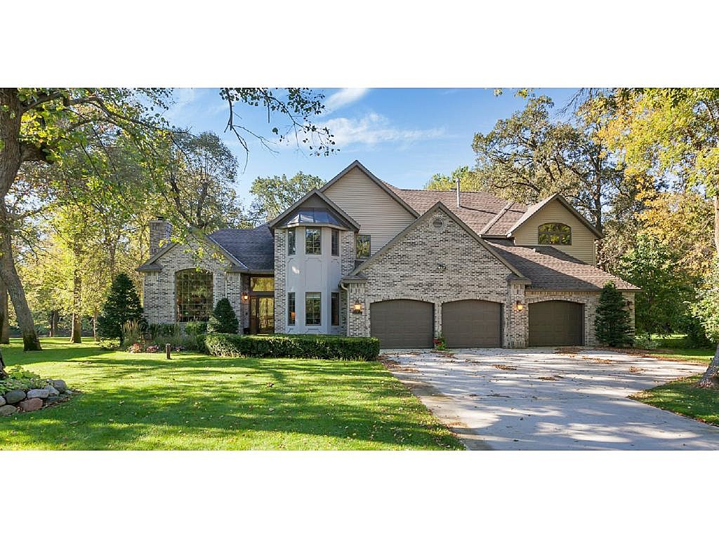 The Best (Garages) For Sale in St. Cloud [PICS]