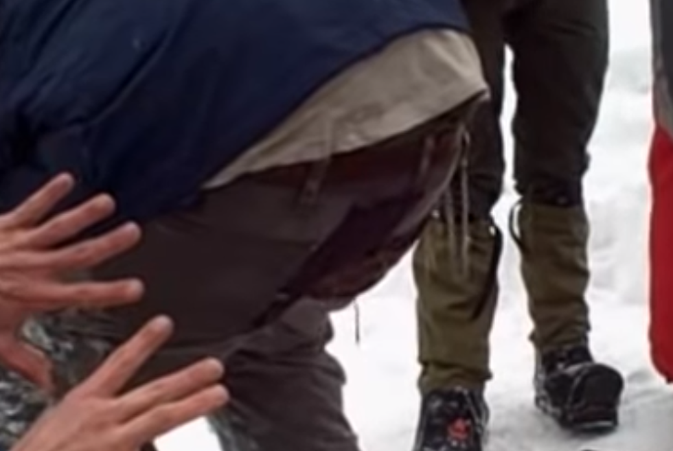 It&#8217;s So Cold You Can See a Fart  (video)