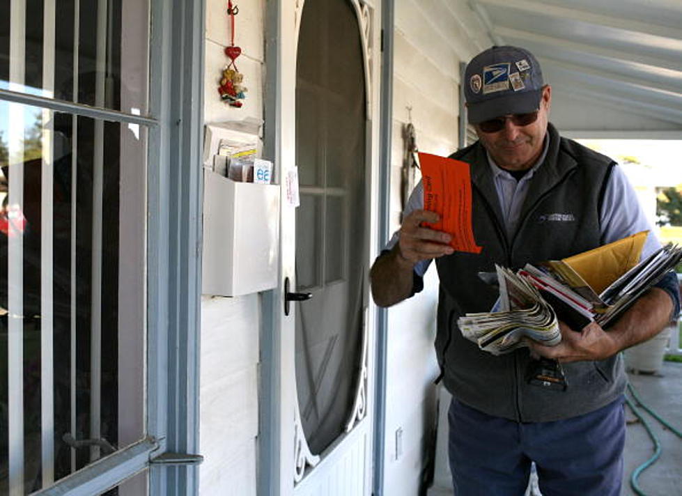 Is it Legal To Tip/Gift Your Mail Carrier in Minnesota?