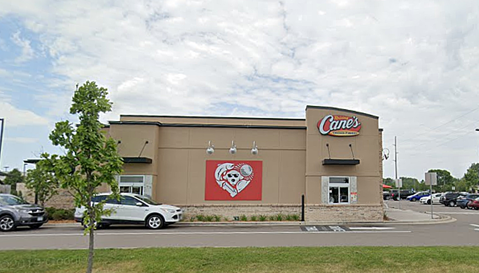 Raising Cane&#8217;s, St. Cloud Opening Date Not Clear, But They&#8217;re Hiring