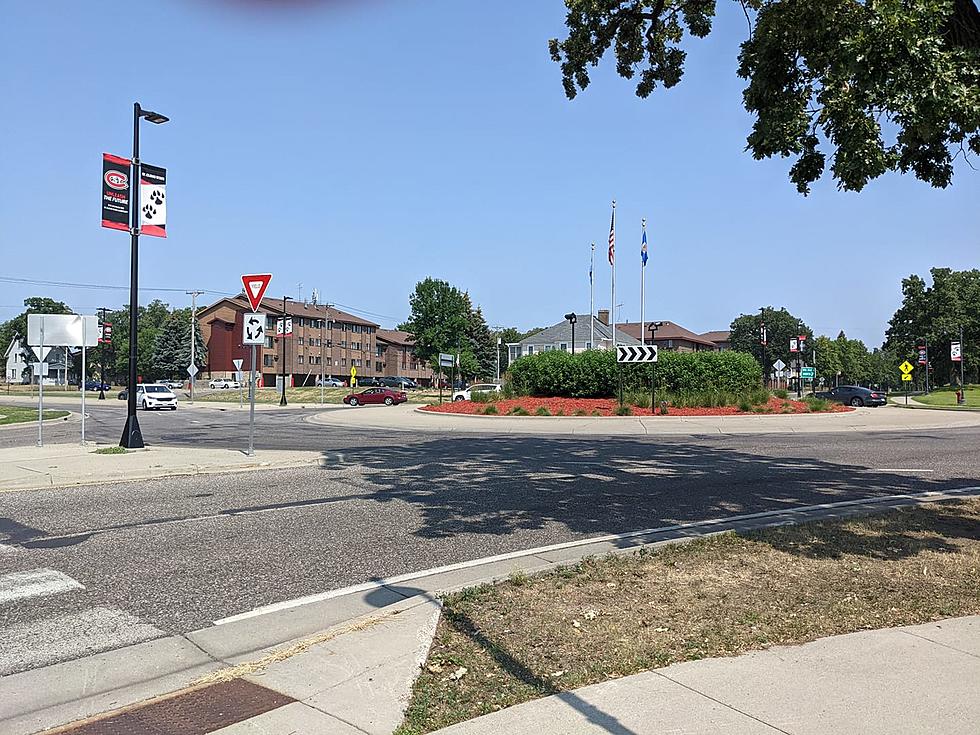 Raise Your Hand if You Know This One, St. Cloud 4 Way Stop or Roundabout
