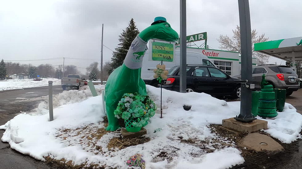 Have You Seen This Stylish Dinosaur in Minnesota?