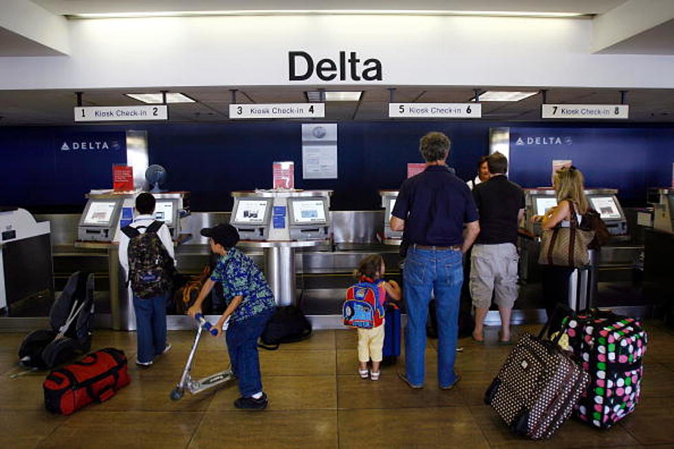 Delta Passenger Arrested, Forced Himself on Male Flight Attendant