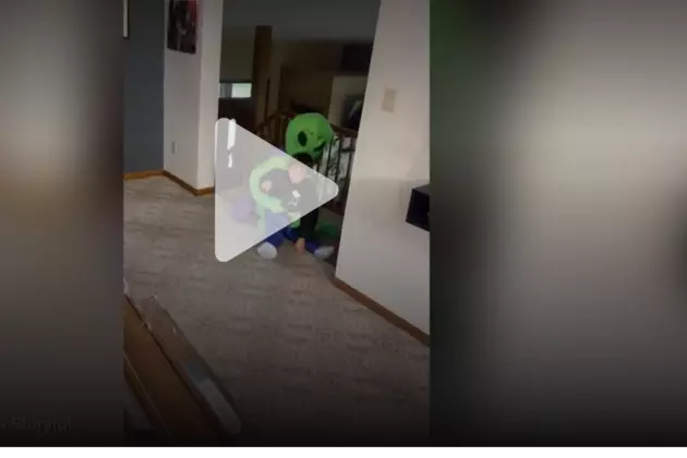 Check Out this Minnesota Boy&#8217;s Costume &#8211; Video Has Gone Viral