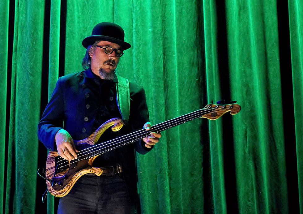 Let&#8217;s Get Weird: Primus to Funk Up The Ledge Amphitheater
