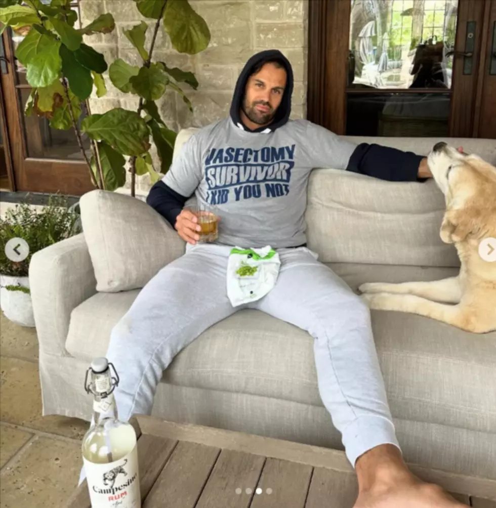 Cold Spring Native Eric Decker Might be Limping a Bit
