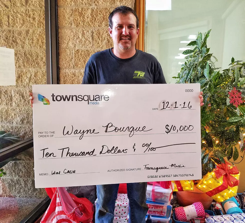 Wayne Won Santa's $10,000 Cash!