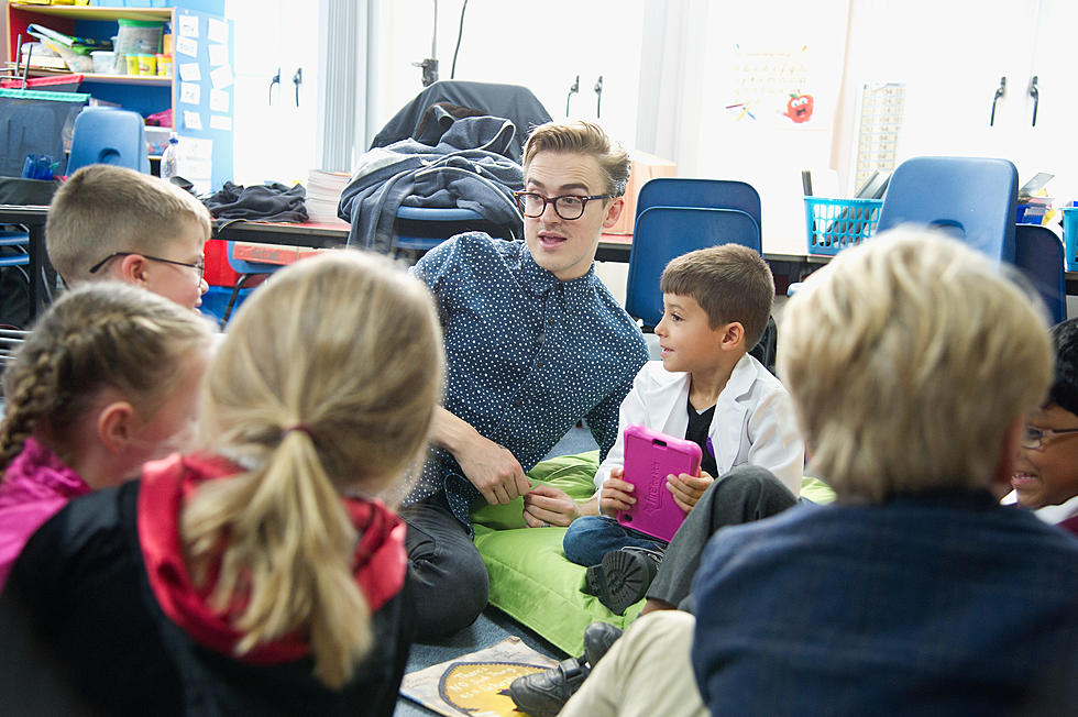 4 Ways the Garden City Library Throws a Mom a Lifeline