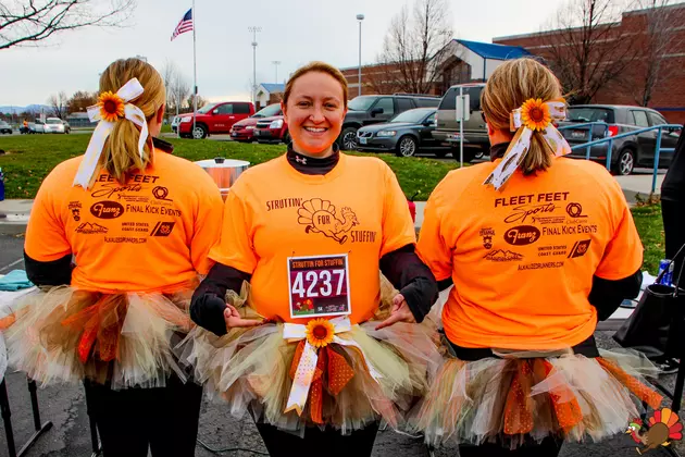 Shake a Tail Feather at These Treasure Valley Holiday Runs/Walks