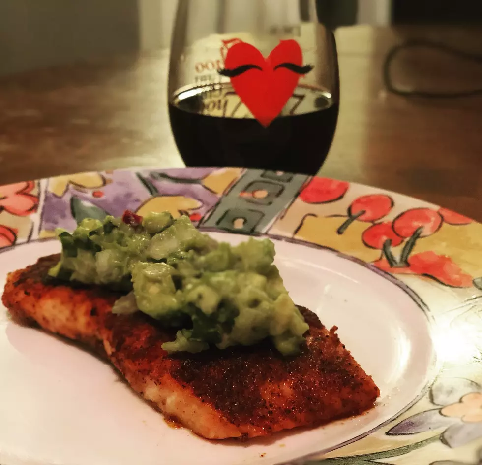 Recipe a Week Challenge: Grilled Salmon with Avocado Salsa [Recipe]