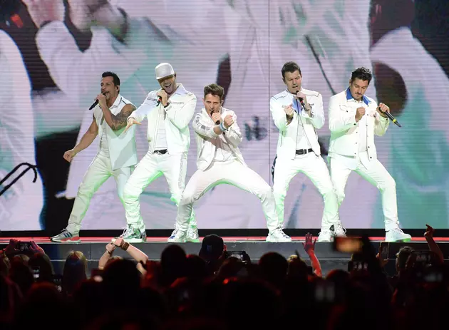 Download the LITE-FM Mobile App, Win FRONT ROW Tickets to NKOTB