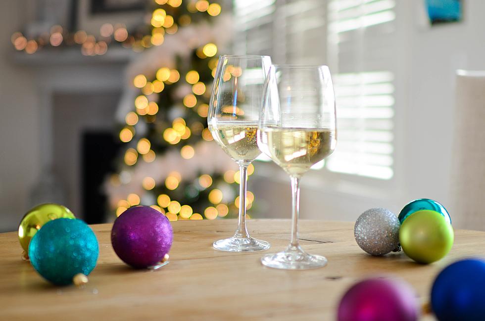 Hallmark Now Shipping Official Christmas Wines to Idaho