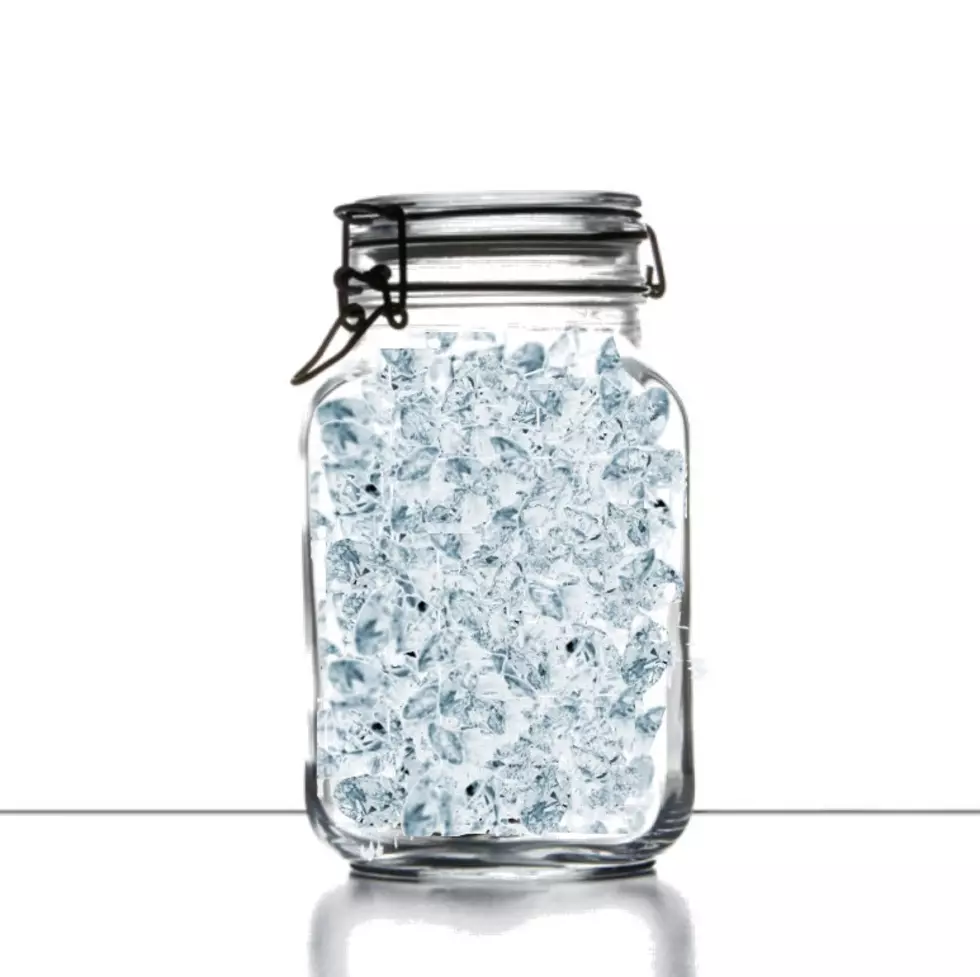 Guess How Many Diamonds Are in the Jar; Win Roaring Springs Passes
