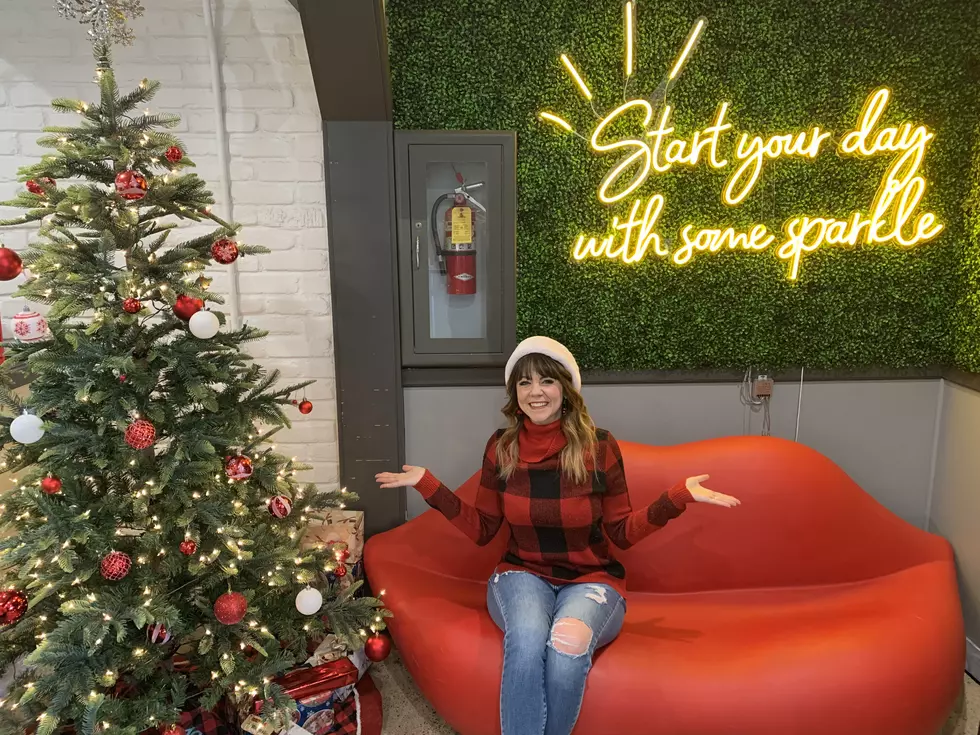 Michelle Doesn&#8217;t Want You to Miss Free Santa Pics at This Brunchette Location