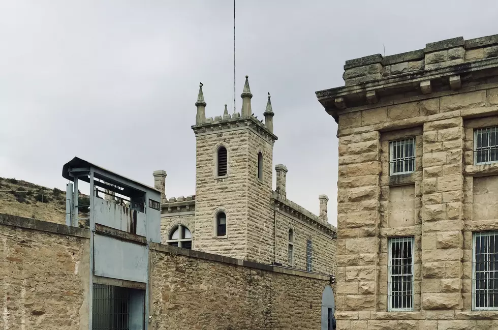 I Spent the Night at Boise&CloseCurlyQuote;s Haunted Old Idaho Penitentiary