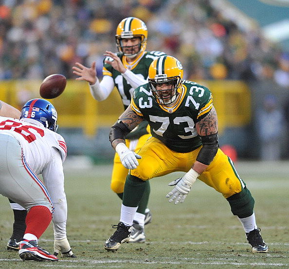 Daryn Colledge Named Packers Salute to Service Nominee - Boise