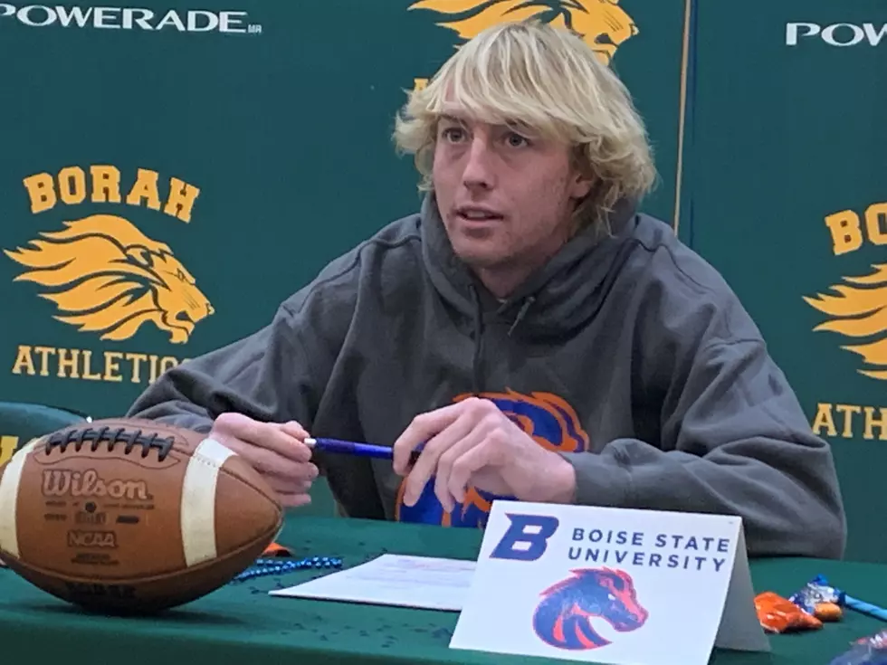 Austin Bolt Signs With Boise State