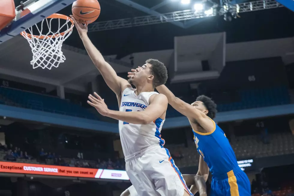 Boise State Men&#8217;s Basketball in a Zone!