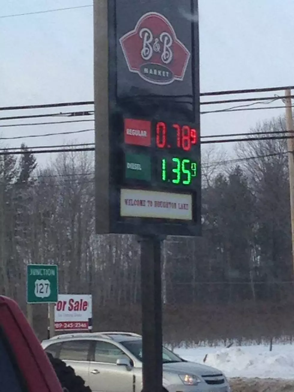 Houghton Lake Gas Prices Drop Below 50 Cents a Gallon Amid Gas War