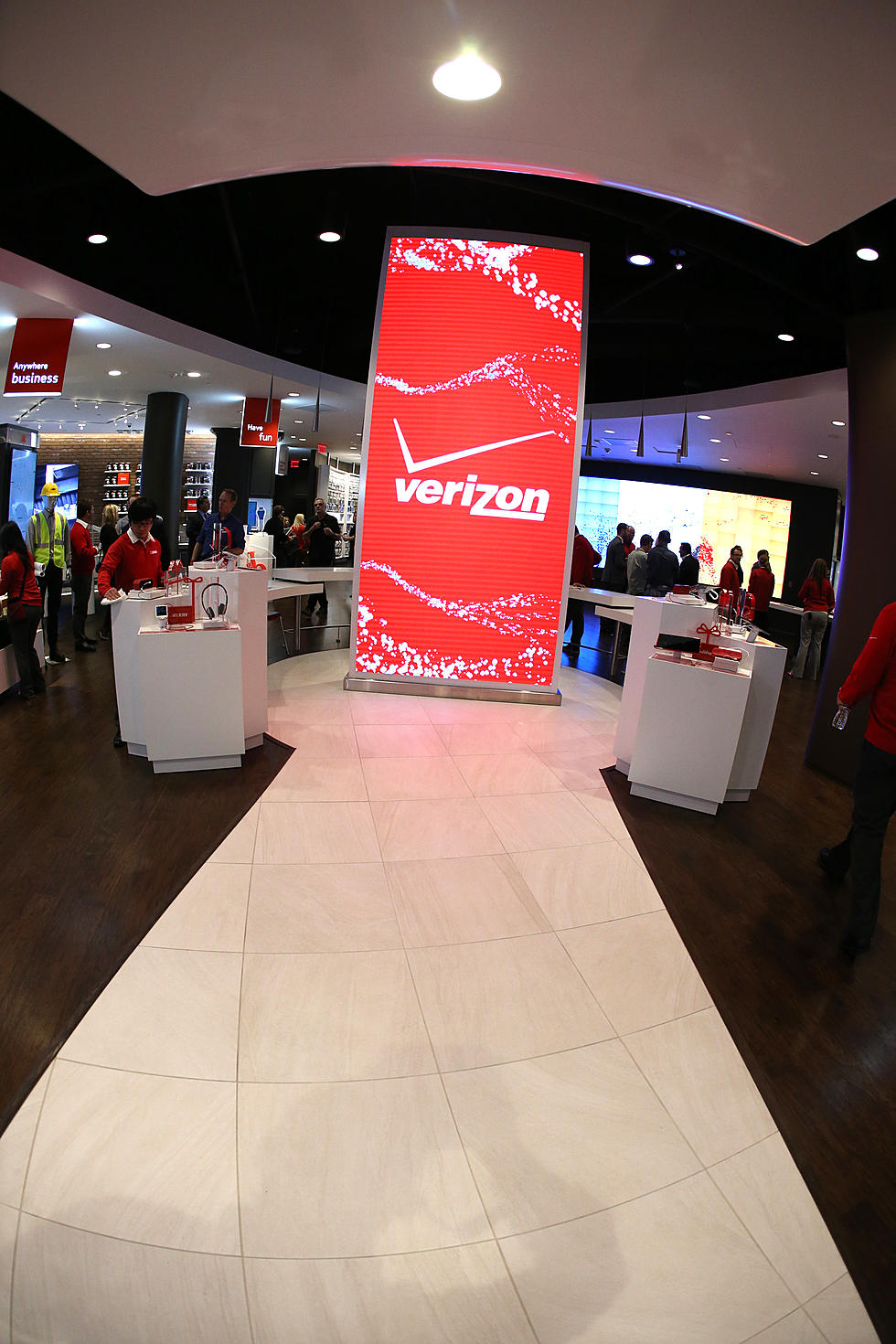 Verizon to Add Jobs in Michigan