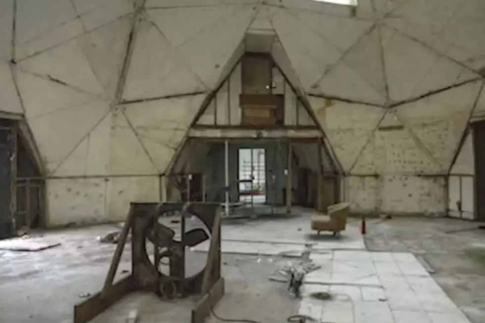 Look Inside This Crazy Abandoned Dome House In Detroit