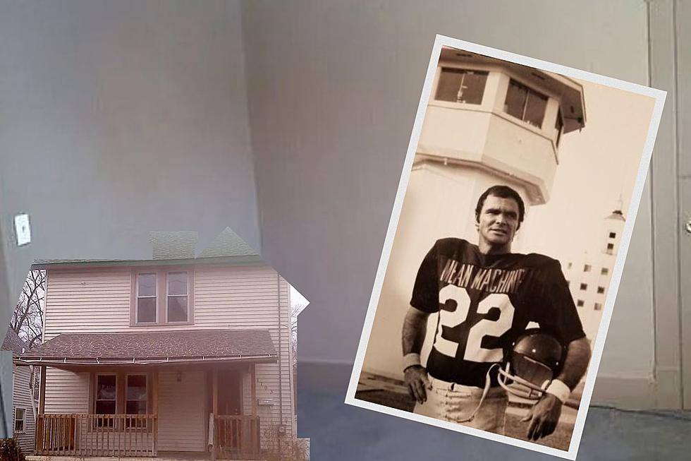 Take A Look At Burt Reynolds Childhood Home In Lansing