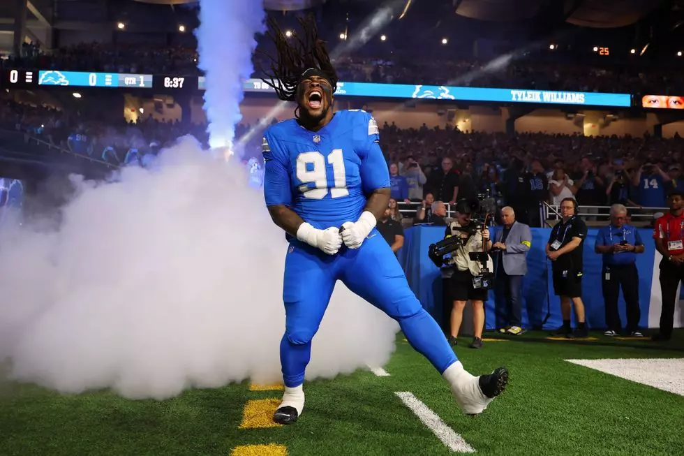 Slimmed-down Tyleik Williams makes good on word to Campbell, Holmes: “I’m moving way faster”