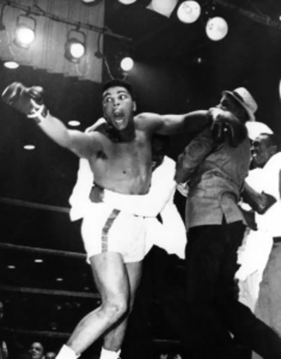 50 Years Ago Today Muhammad Ali Beat Sonny Liston for the Heavyweight Championship
