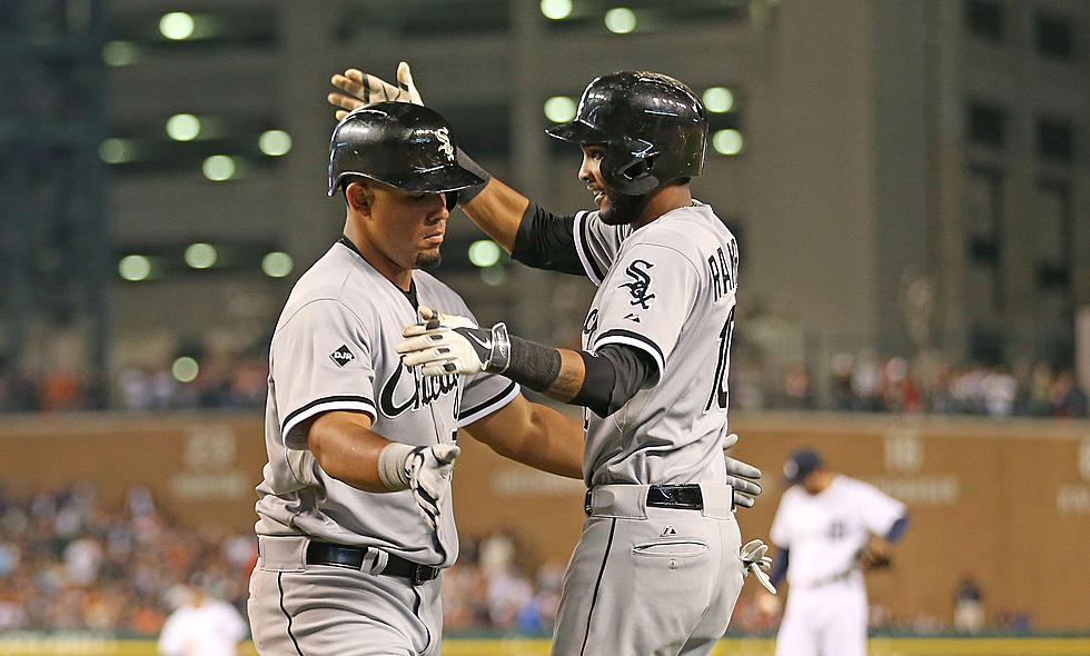 The White Sox beat the Tigers, 11-4