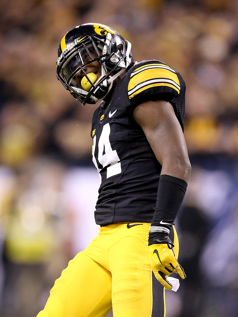 Desmond King Announces He’s Staying at Iowa