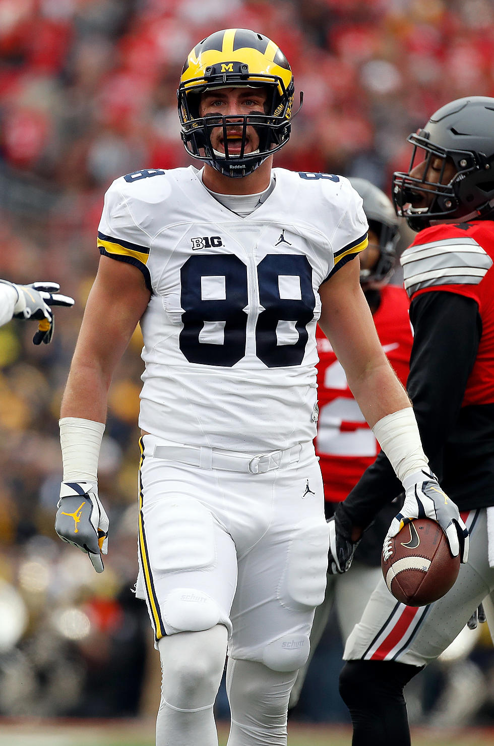 Michigan TE Jake Butt Named Mackey Winner