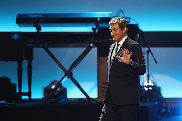 Wayne Gretzky Admits He Wanted to Play Shortstop for the Tigers