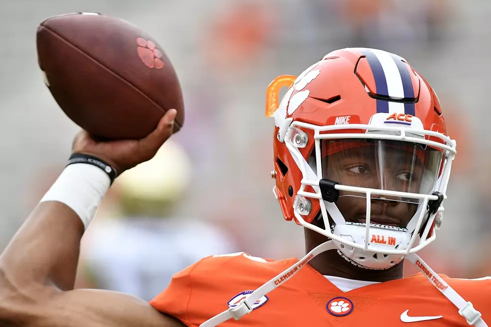 Clemson QB Kelly Bryant Announces He&#8217;s Transferring