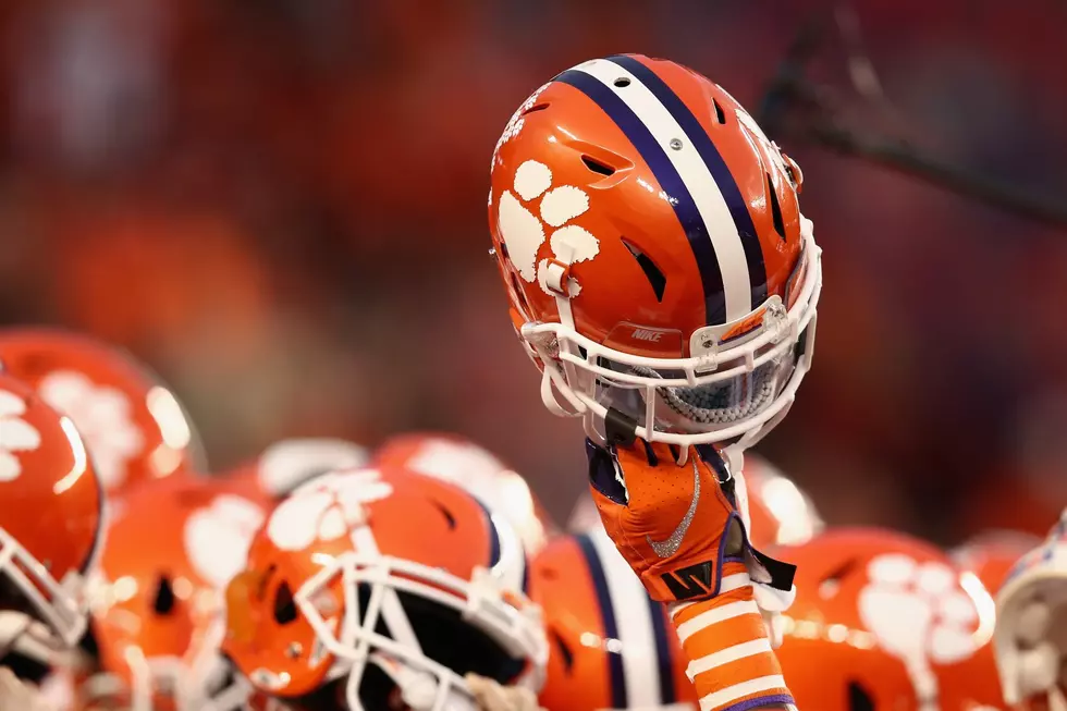Clemson Leads Initial CFB Coaches Poll