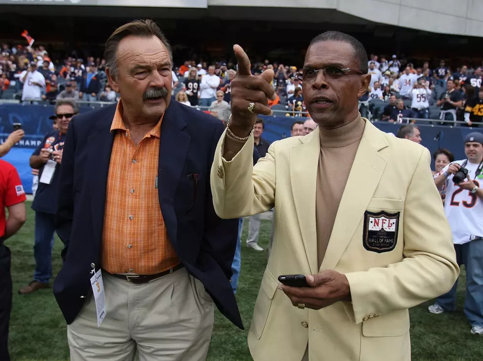 Hall Of Fame Running Back Gale Sayers Passes Away