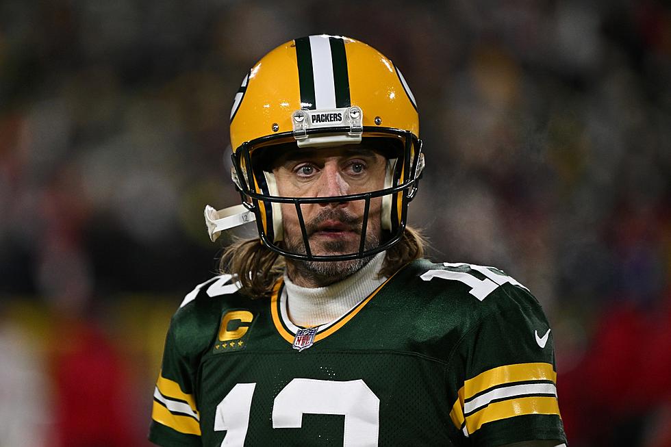 Report:  Packers Agree To Huge Deal To Keep Rodgers