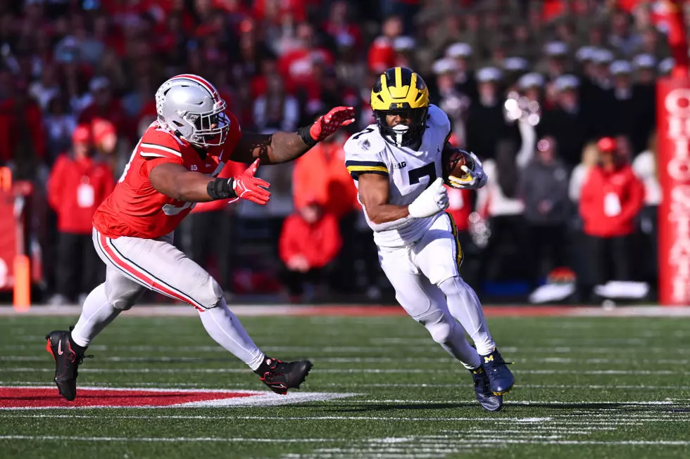 Blake Corum&#8217;s Return to Michigan Means Donovan Edwards Should Transfer