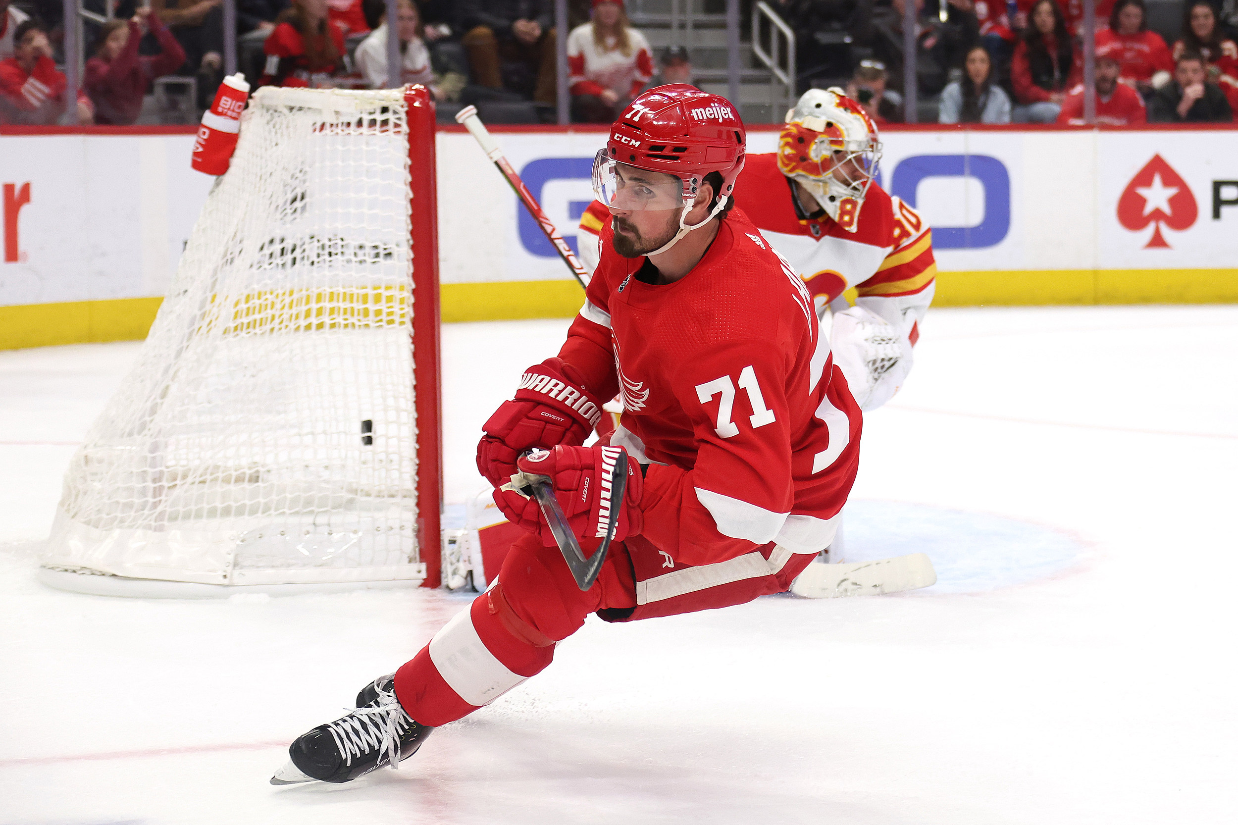 Moritz Seider, sixth overall pick of the Detroit Red Wings, poses for  News Photo - Getty Images