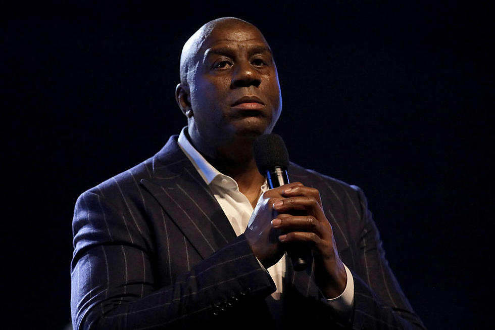 Magic Johnson Remembers Former Lansing Everett Basketball Coach George Fox