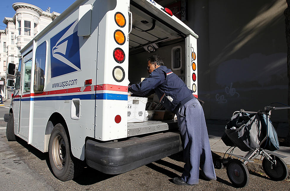 Postal Service Still Losing Tons of Money